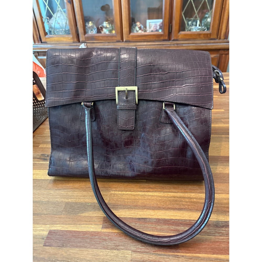 Bueno Shoulder Bag Women Large Burgundy Excellent Croc Embossed Faux Leather